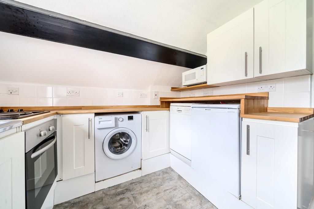 Property photo 2 of 16 Kitchen