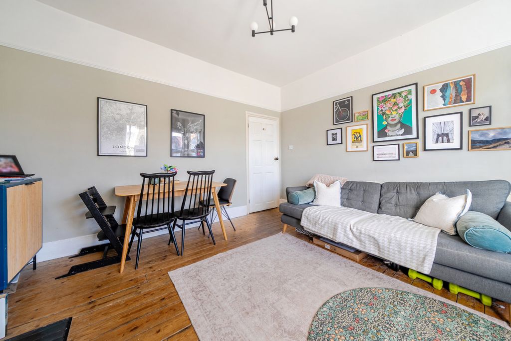 Property photo 3 of 11 1525748-4-6Abf9c9...