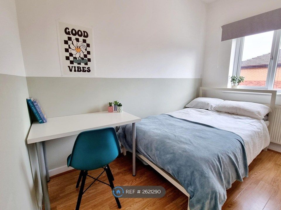 Property photo 3 of 11