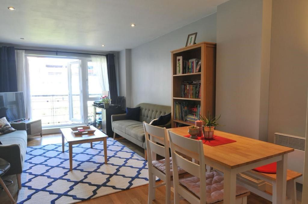 Property photo 2 of 19