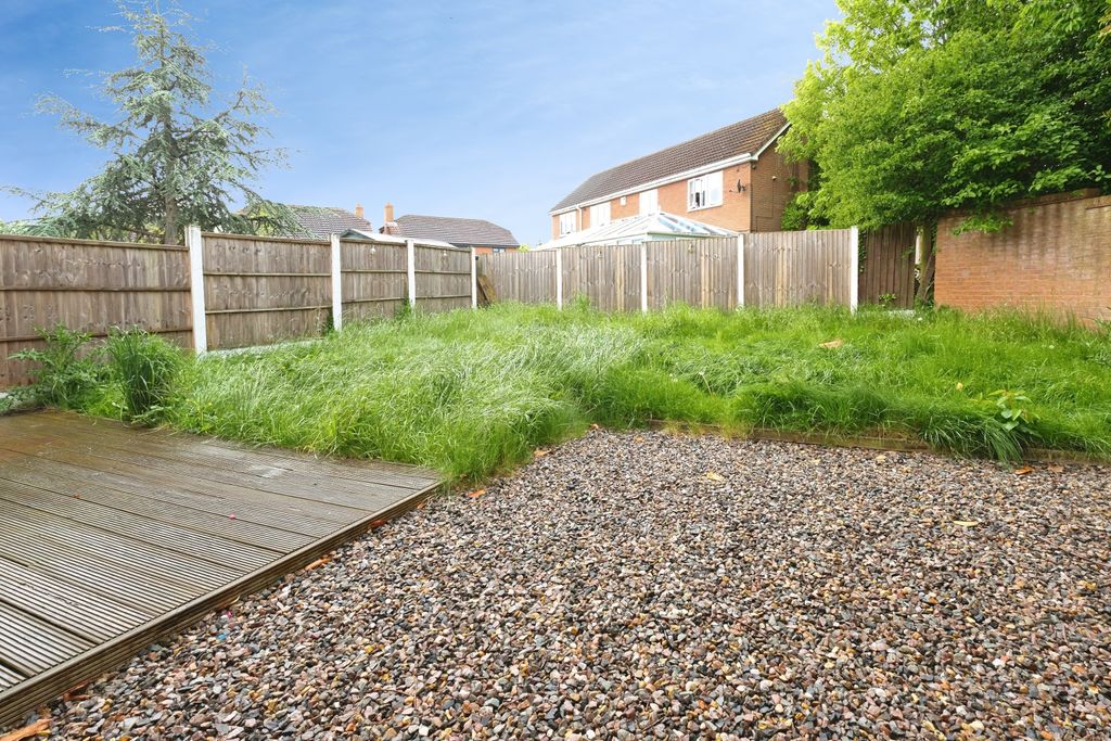 Property photo 2 of 16