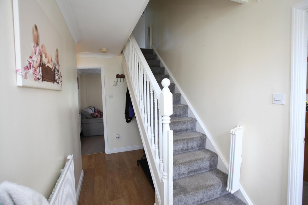 Property photo 3 of 44 164E907F-d4Bd-4c78-8525-77030Df18Ec1.Jpeg