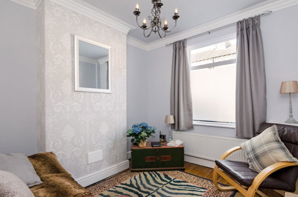 Property photo 2 of 10 Picture 2