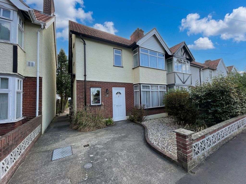 Property photo 2 of 9