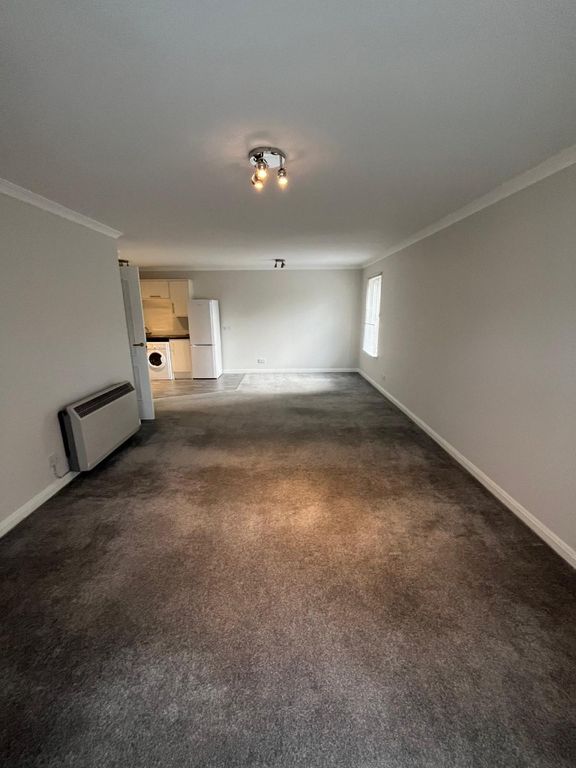 Property photo 2 of 8 Photo 2