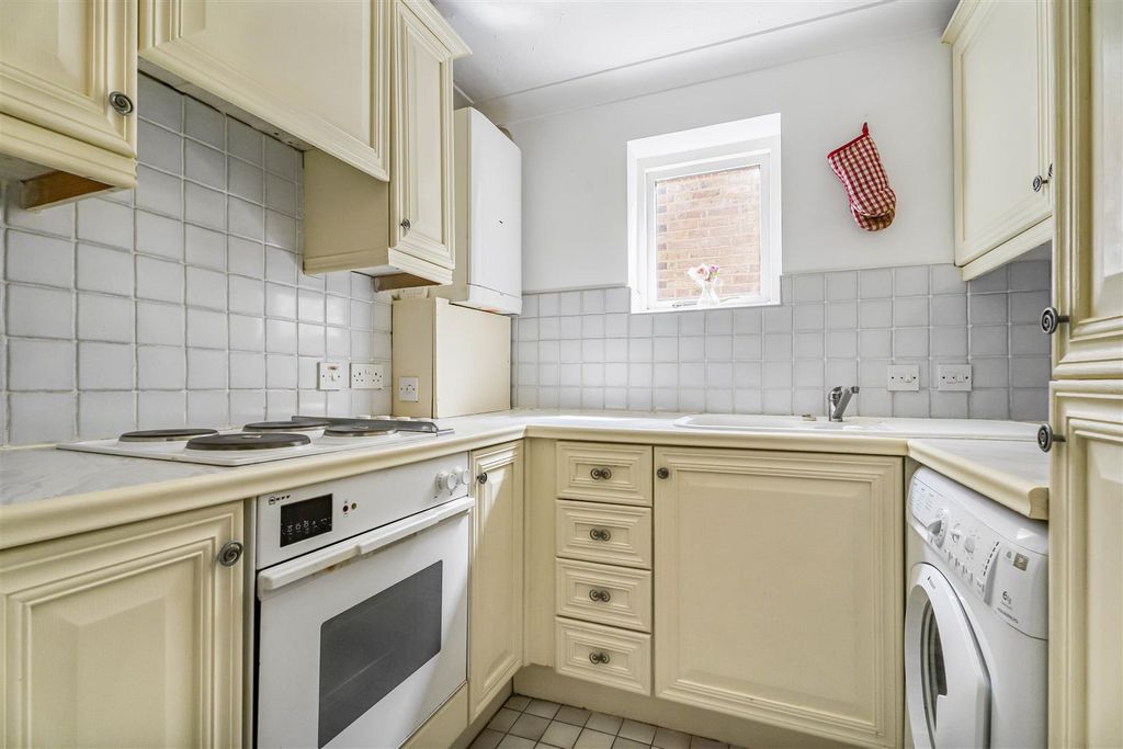 Property photo 3 of 17 3