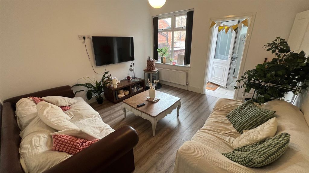 Property photo 1 of 18 Img-20241025-Wa0102.Jpg