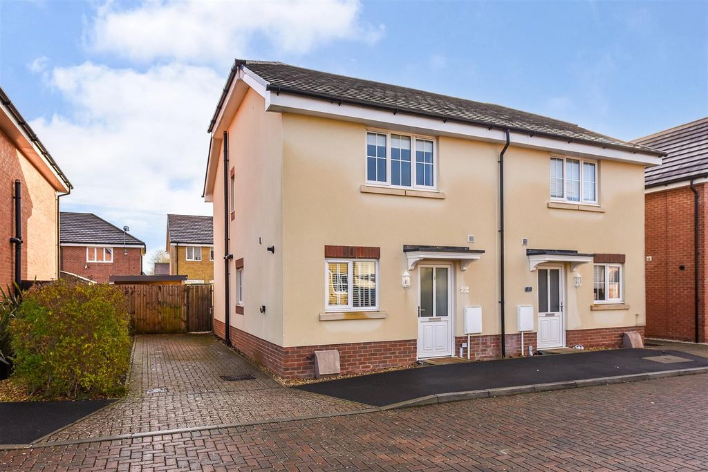 Property photo 1 of 21 Ph2_6351323.Jpg