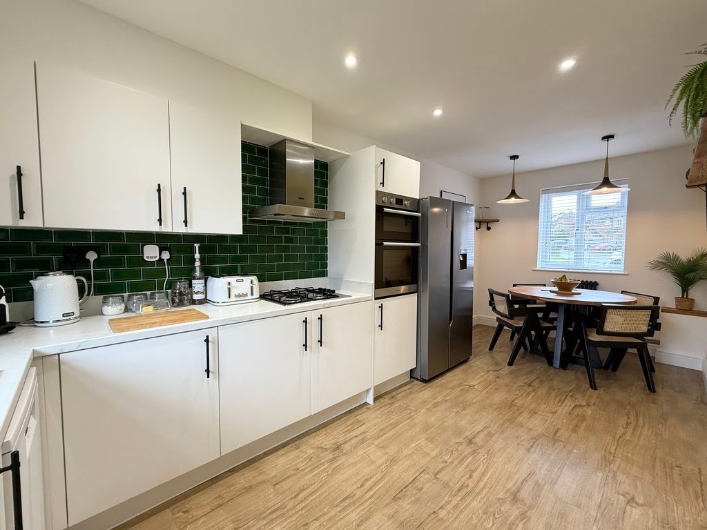 Property photo 2 of 13 Kitchen Diner