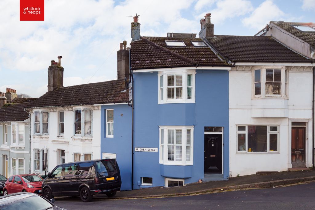 Property photo 1 of 22