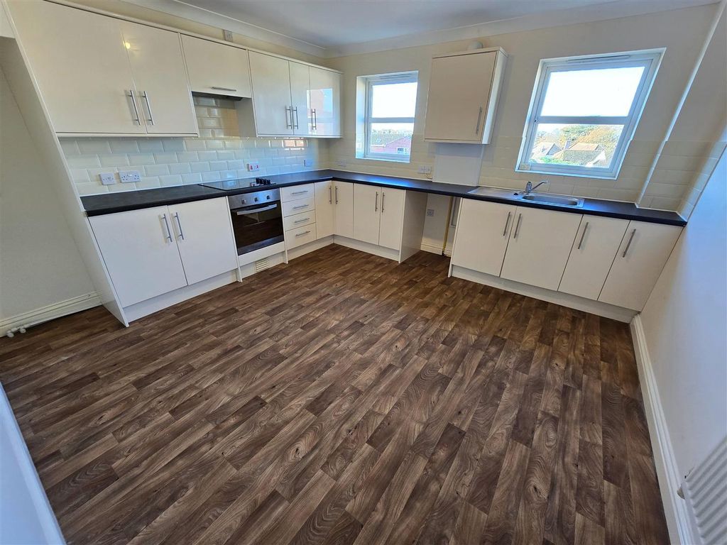 Property photo 2 of 10 -Bcdalyrl06Ttb8E76Qkjq.Jpg