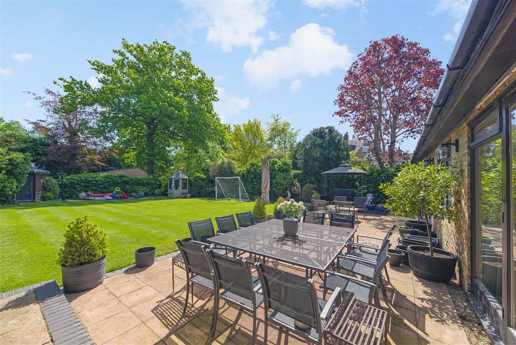 Property photo 3 of 16 File 24.Jpg