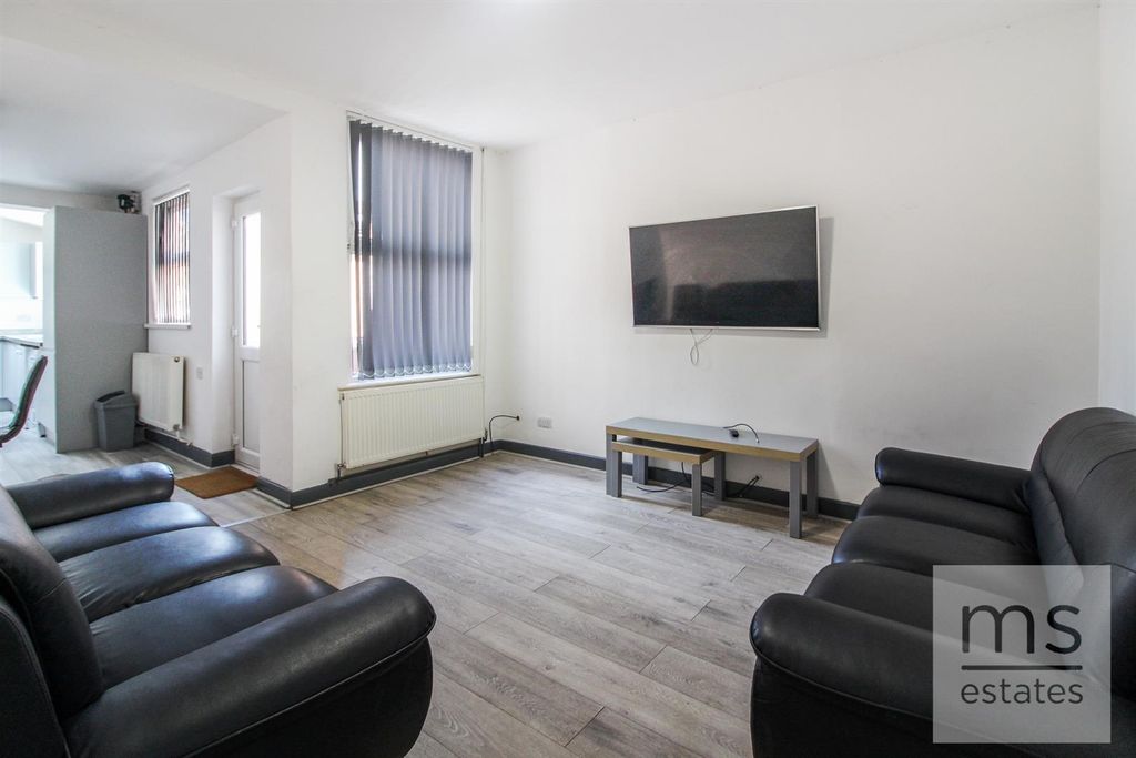 Property photo 3 of 15 Img_9884.Jpg