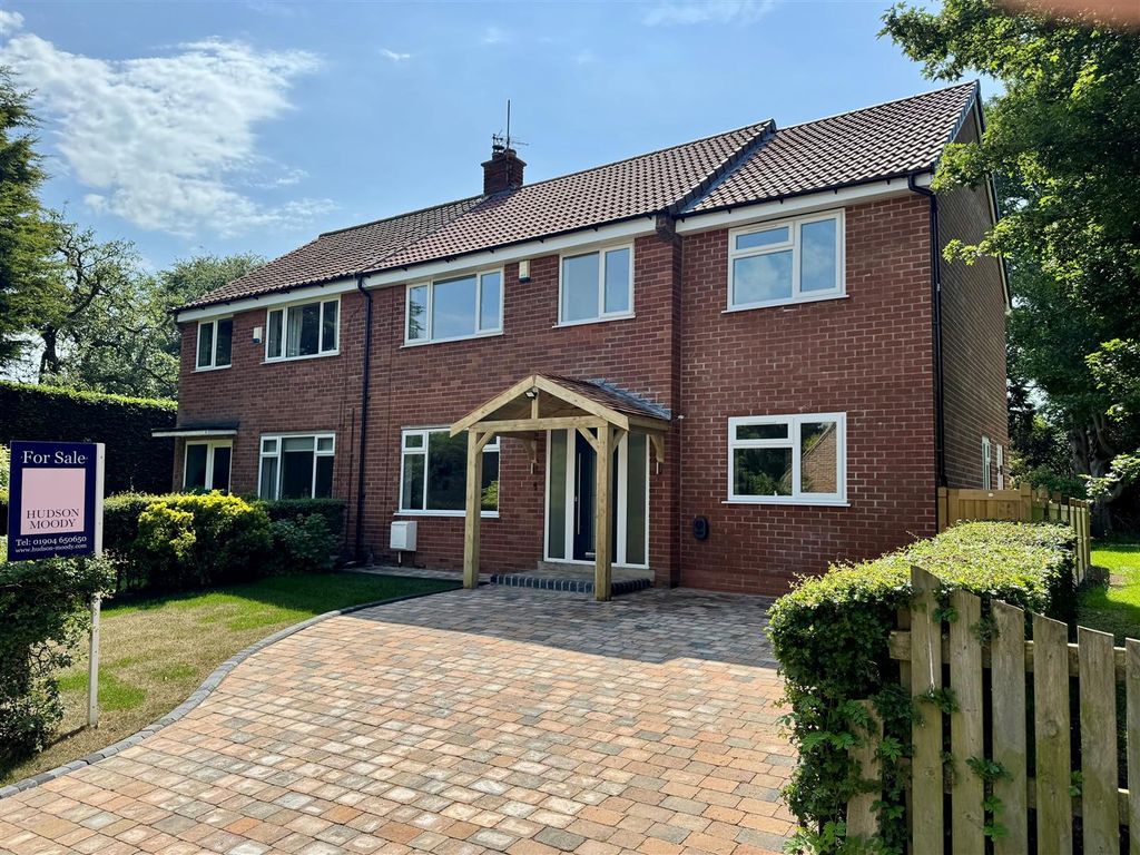 Property photo 1 of 29 Back Lane Ext 2.Jpg