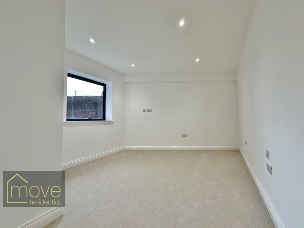 Additional image 13 of 2 bed flat for saleMount Avenue, Heswall CH60
