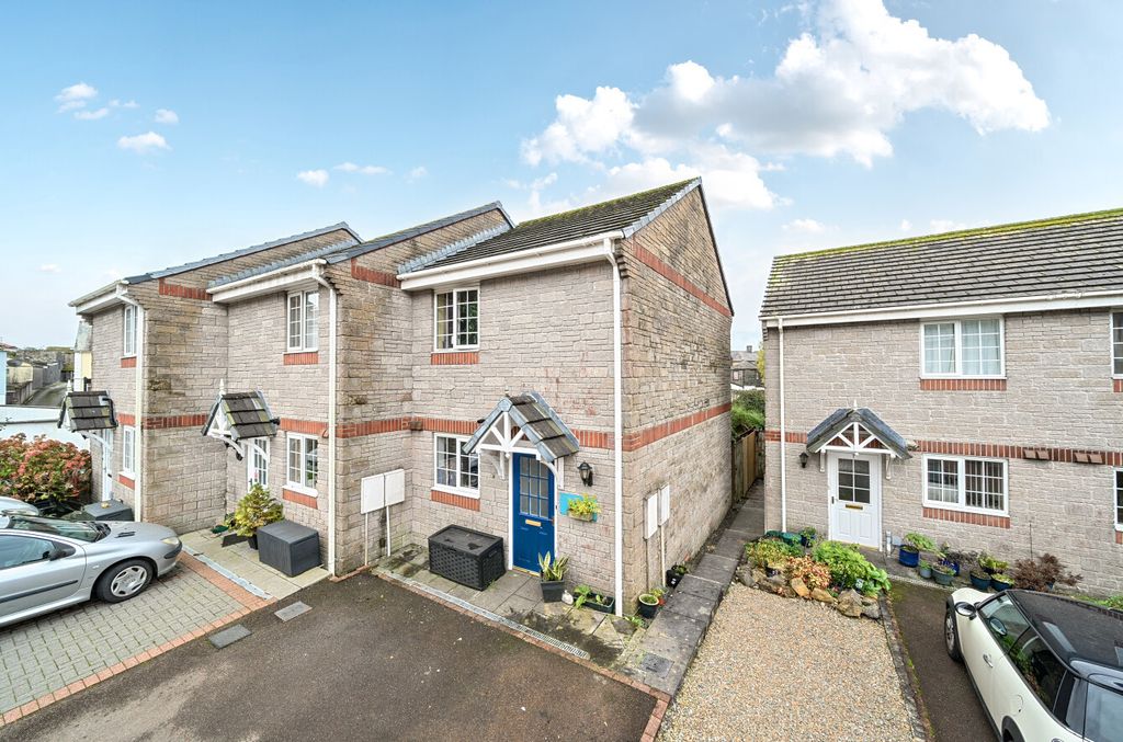 Property photo 1 of 11 1372059-2-68F8F3A...