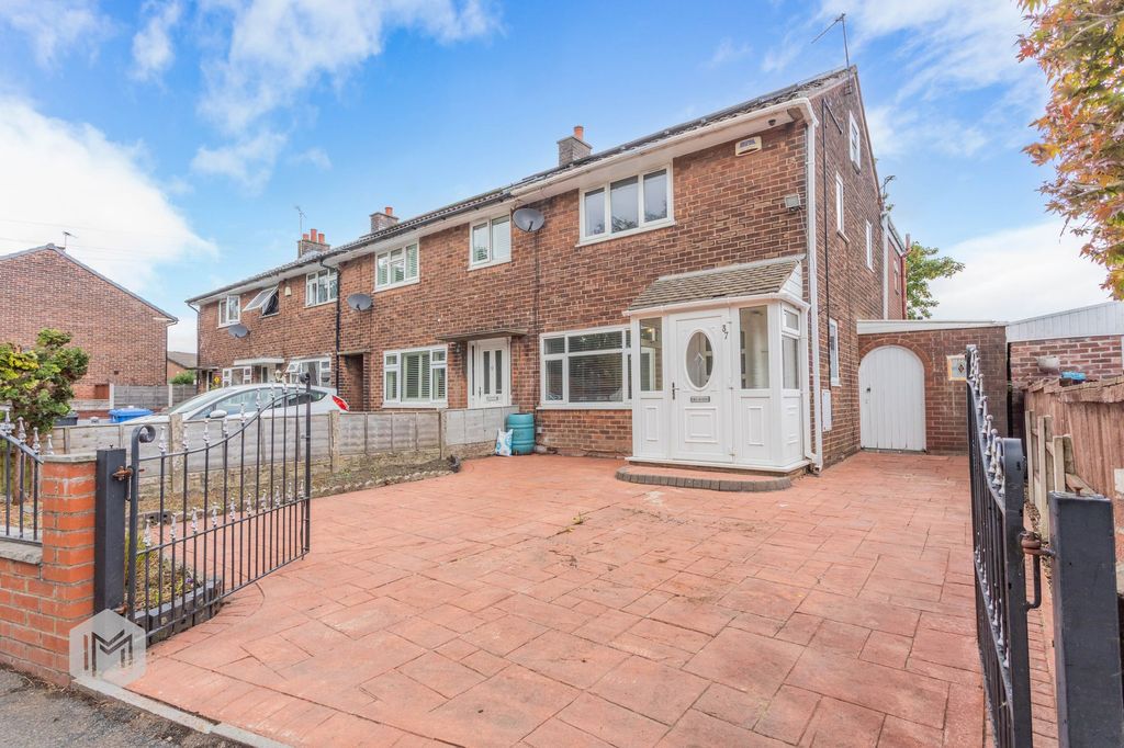 Property photo 1 of 34