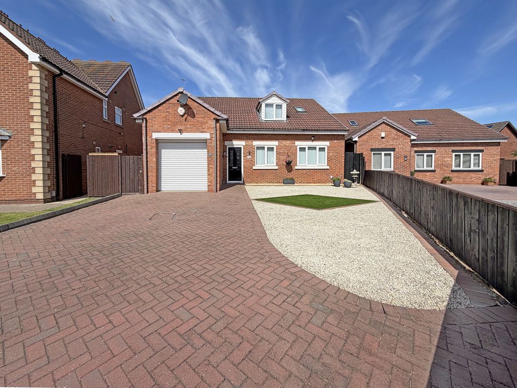 Property photo 1 of 43