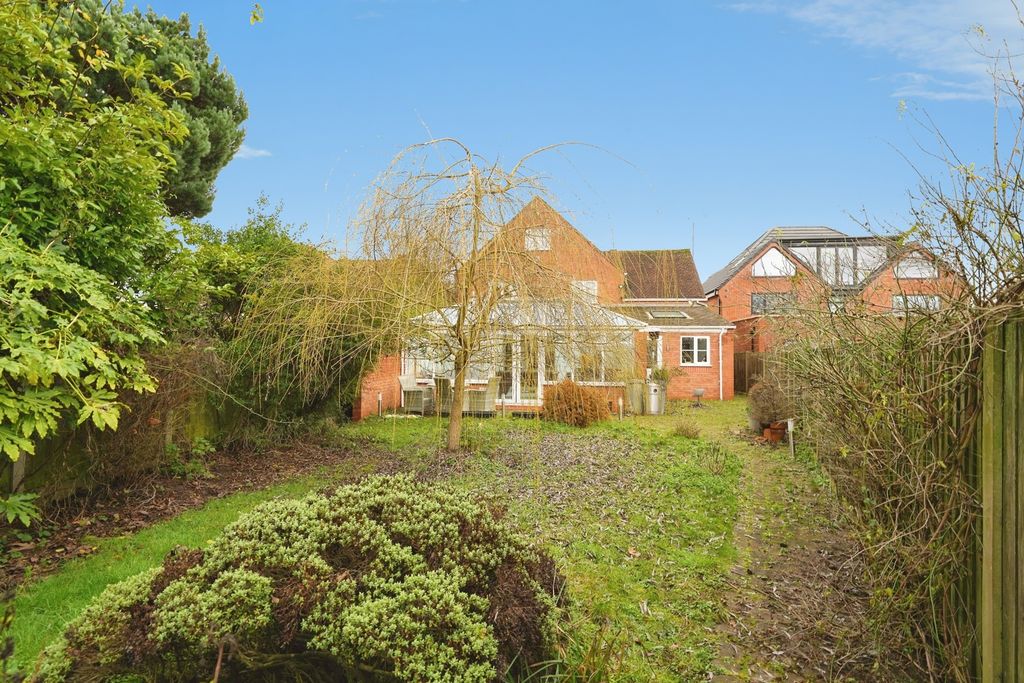Property photo 1 of 20 Rear