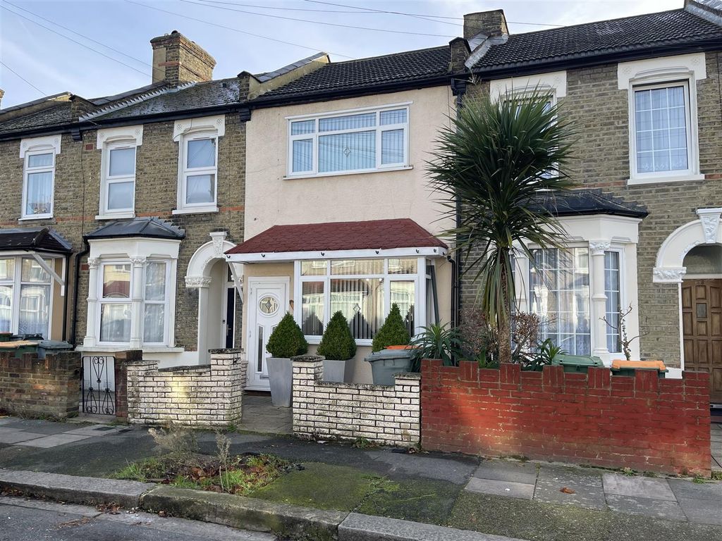 Property photo 3 of 23 50.Jpg