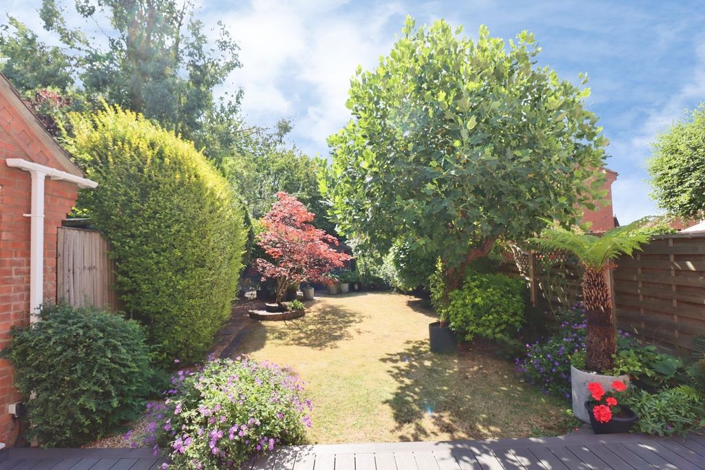 Property photo 2 of 16 Pbox-Img.Jpg