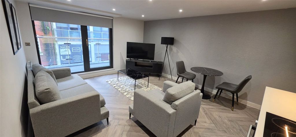 Property photo 3 of 10 Picture No. 18