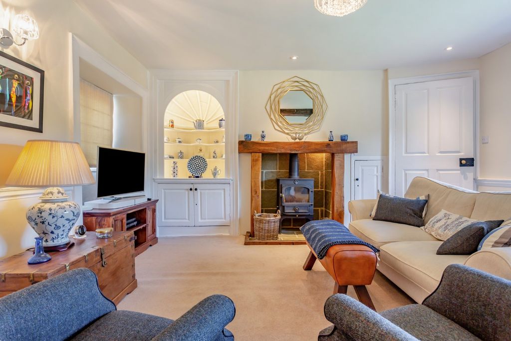 Property photo 3 of 22 Picture No. 08