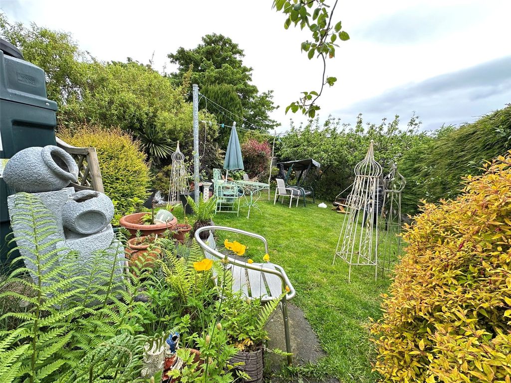 Property photo 3 of 3 Picture No. 05