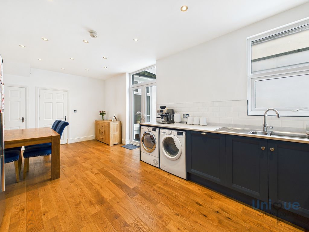Additional image 4 of 6 bed terraced house for saleAdelaide Street, Fleetwood FY7