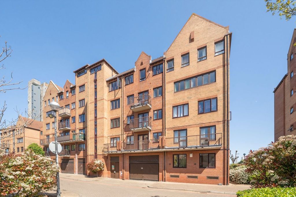 Property photo 2 of 2