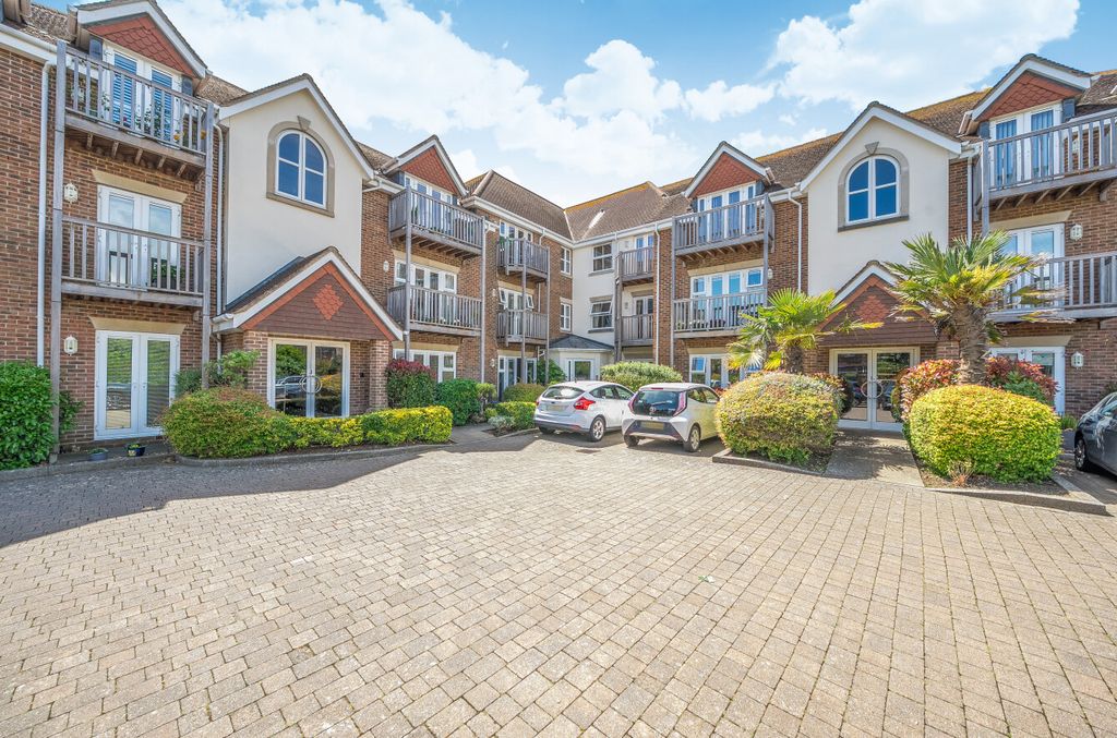 Property photo 1 of 13 1470765-23-6A217F...