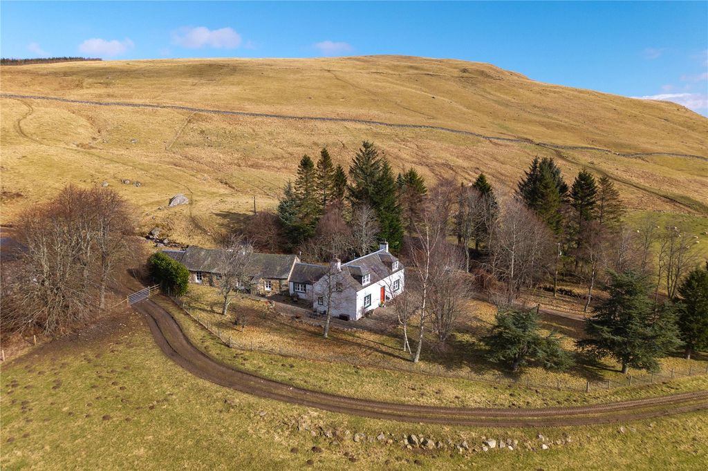 Property photo 1 of 29 Aerial