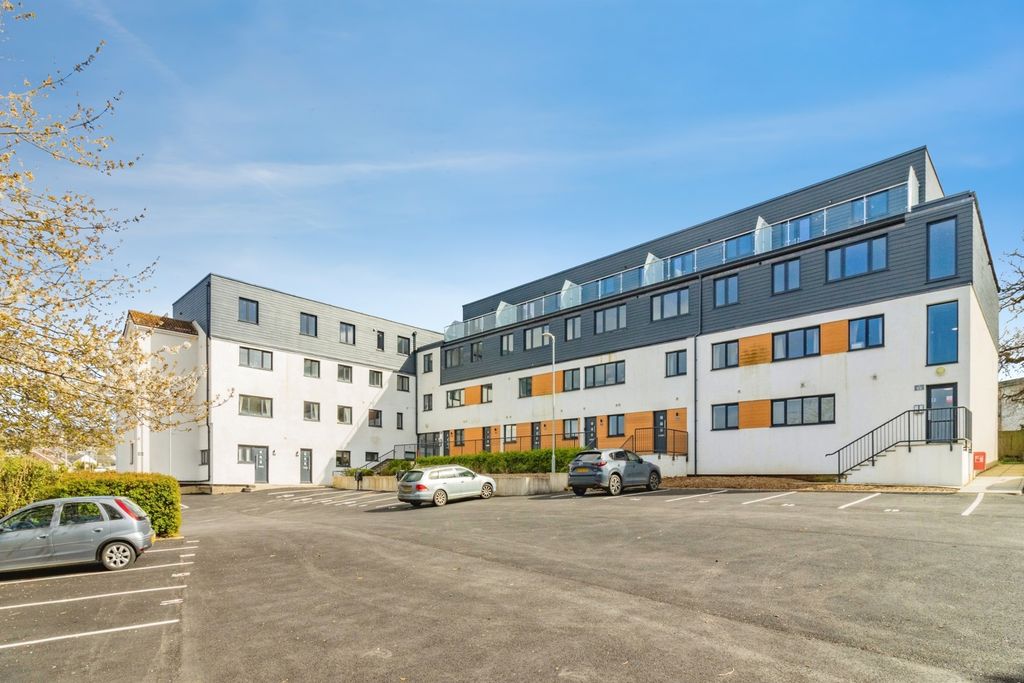 Property photo 1 of 19 Photo