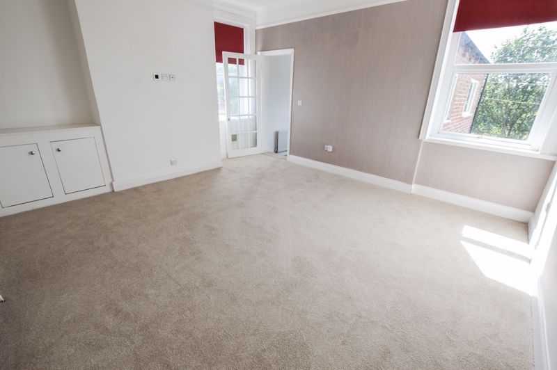 Property photo 3 of 12 Photo 11