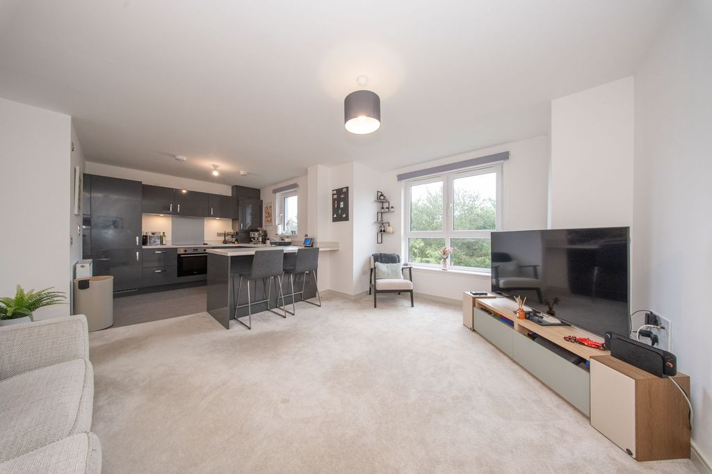 Additional image 5 of 2 bed flat for saleKaims Crescent, Livingston EH54