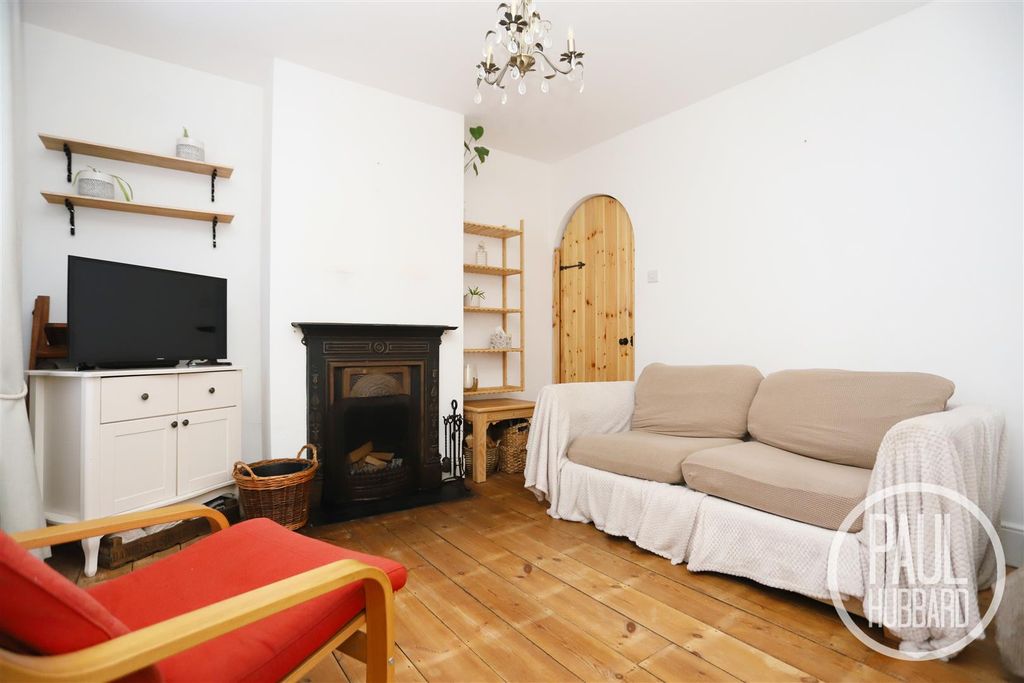 Property photo 2 of 20 Img_1704.Jpg