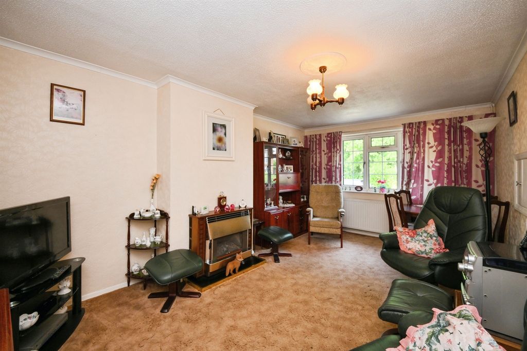 Property photo 3 of 13