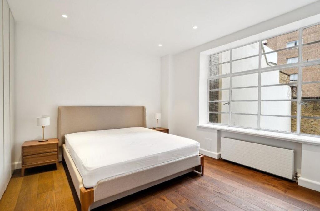 Property photo 3 of 12 Bedroom