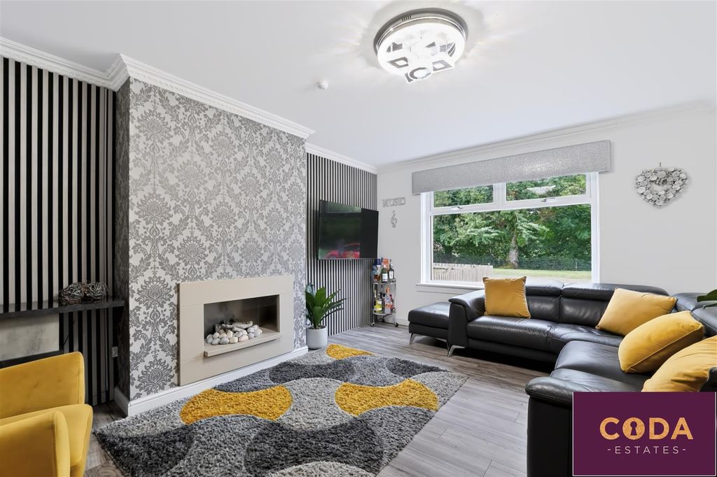 Property photo 3 of 29 4m2A0204.Jpg