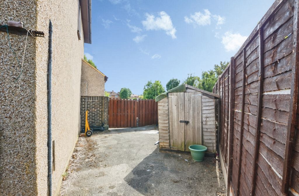 Property photo 3 of 9
