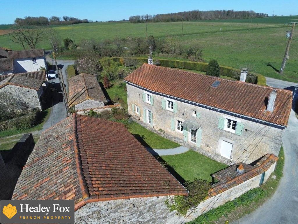 Property photo 3 of 48