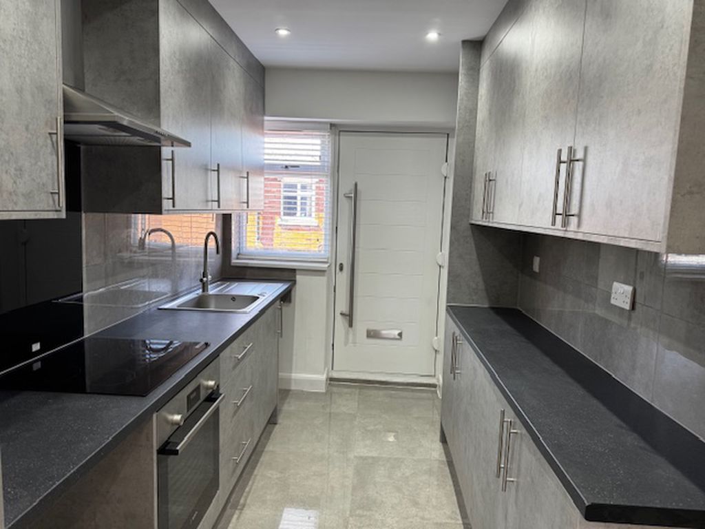 Property photo 2 of 18 Photo 13