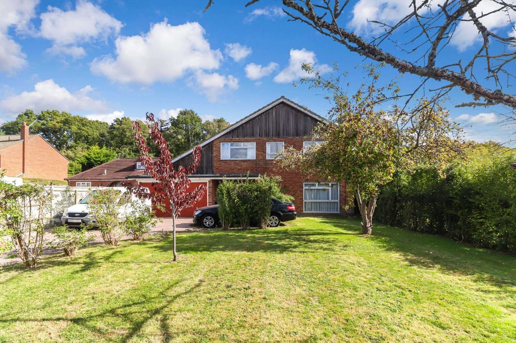 Property photo 1 of 15 Front