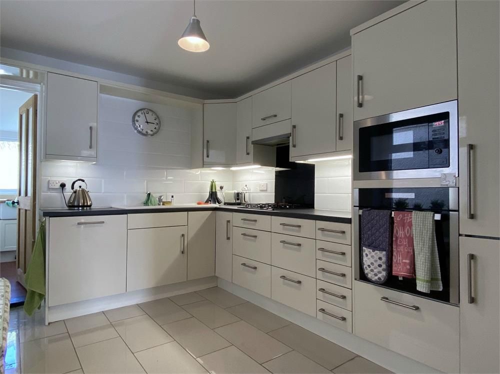 Property photo 2 of 16 2