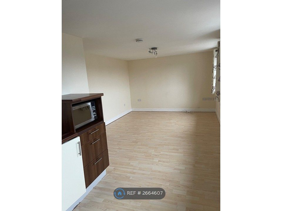 Property photo 2 of 7 Lounge