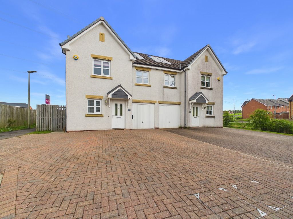 Property photo 1 of 32