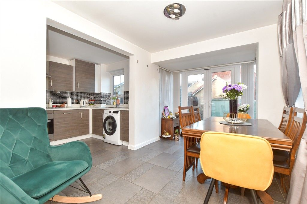 Property photo 2 of 15 Dining Area