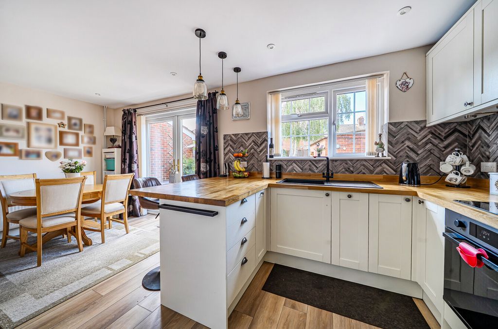 Property photo 2 of 20 1519947 (5).Jpg