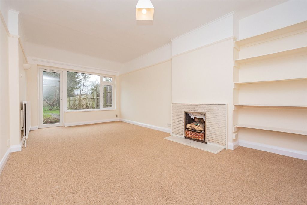 Property photo 2 of 11 Picture No. 12