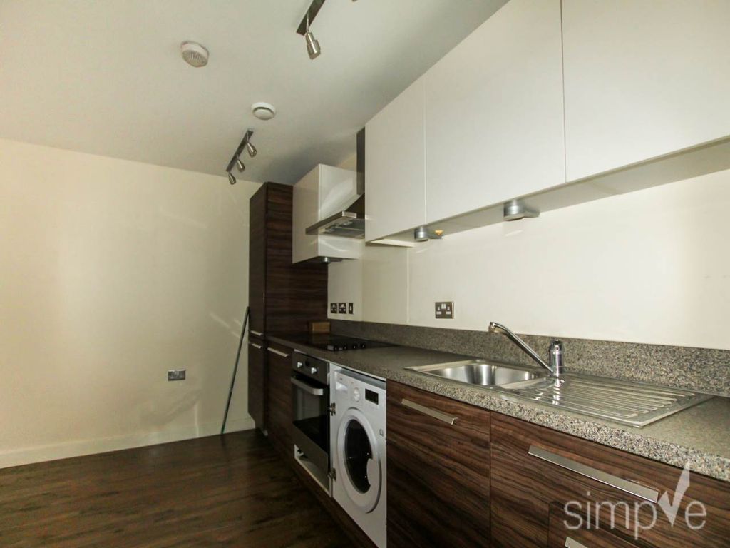 Property photo 3 of 10 Img_8861
